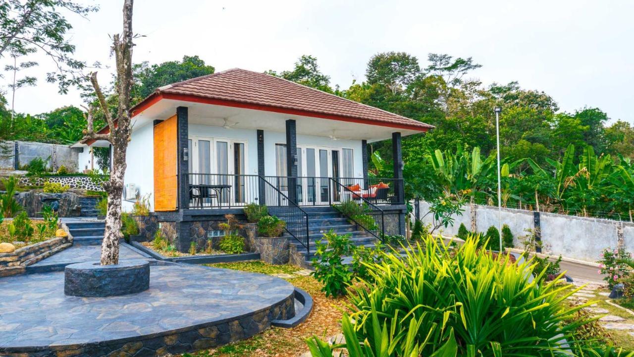 House Of Belasun Pelabuhanratu Bagian luar foto